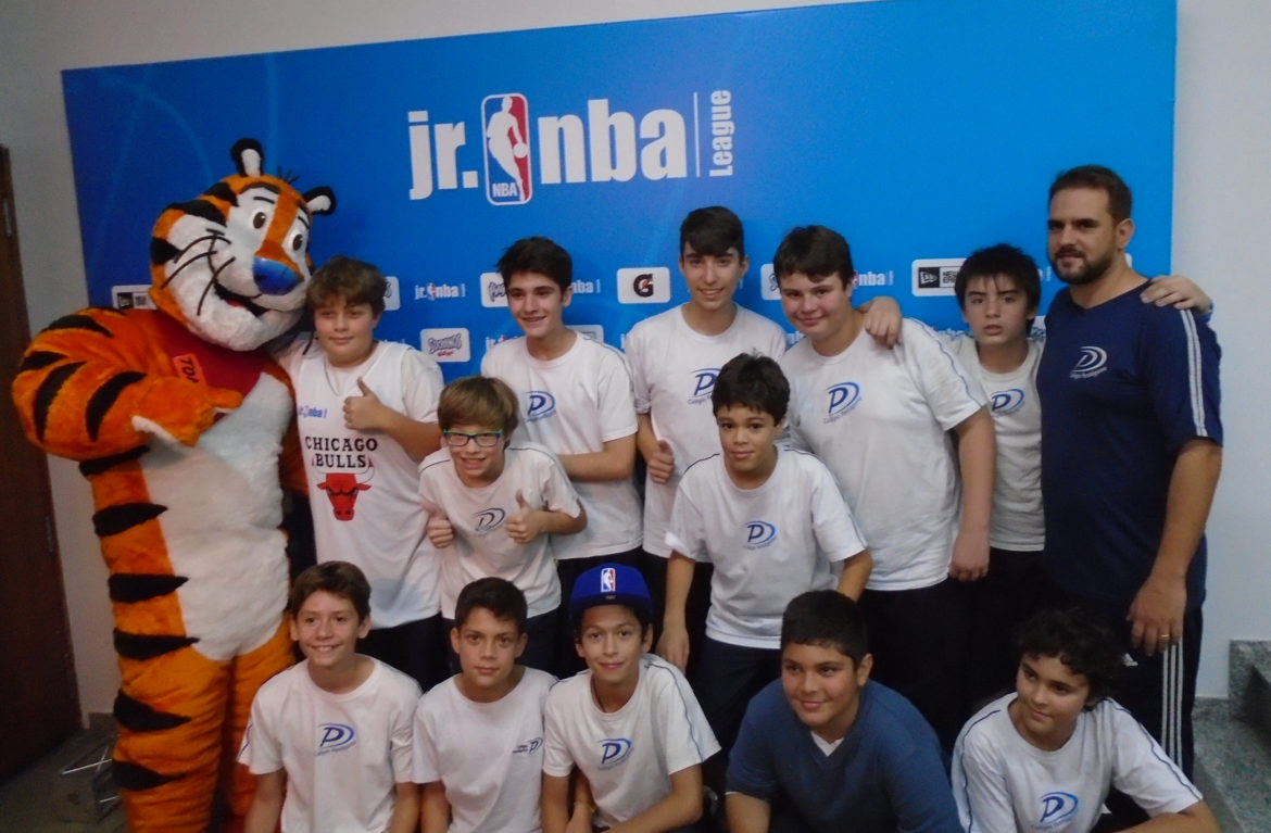 Pentágono participa do primeiro campeonato escolar da NBA no Brasil