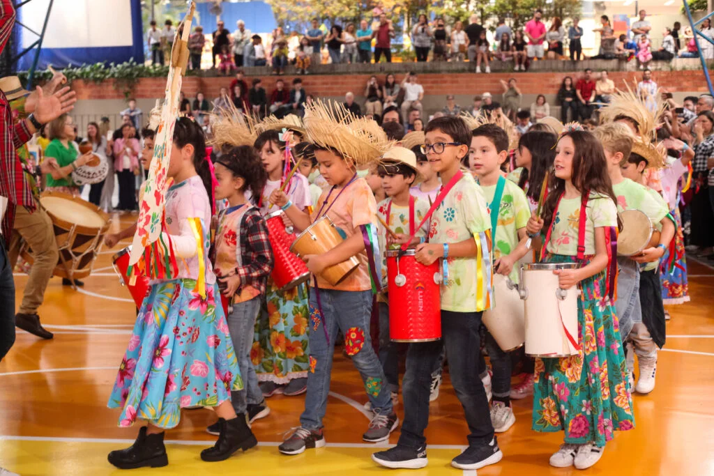 Festa Junina do Colégio Pentágono explora manifestações culturais do Brasil