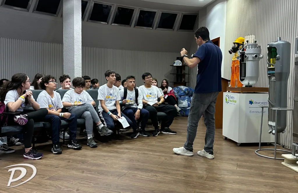 Alunos do Colégio Pentágono em Saída Pedagógica para Paraty