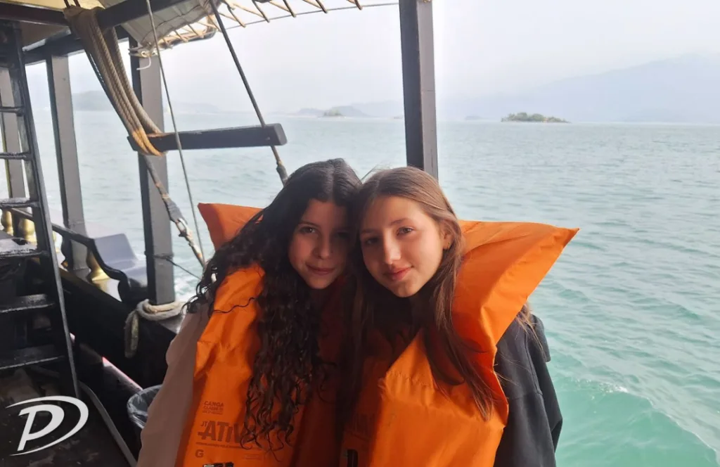 Alunos do Colégio Pentágono em Saída Pedagógica para Paraty